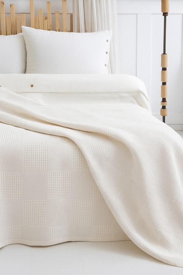 %100 Pamuklu Çift Kişilik Yatak Örtüsü Pike, Petek Desen Mint Yeşili Renkli Pike - Image 1