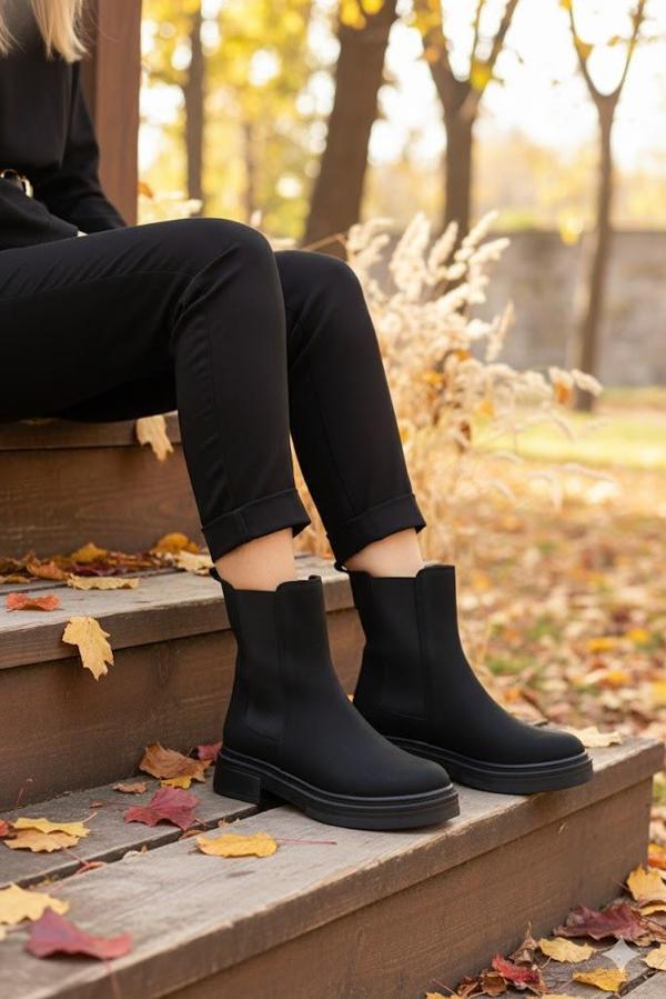 Fort 2560 Ventes Rahat Sıcak Astar İki Tarafı Lastikli Kaymaz Taban Kadın Bot - Image 1