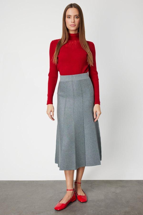 On Kadın Pileli Midi Triko Etek 65210 Gri - Image 1