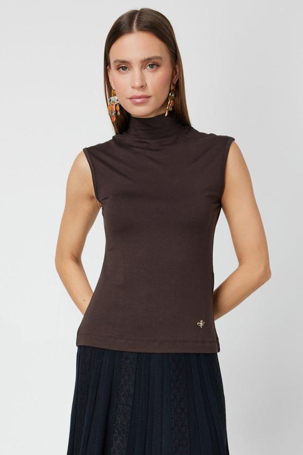 On Kadın Dik Yaka Kolsuz Basic Bluz 61432 Kahverengi - Image 1