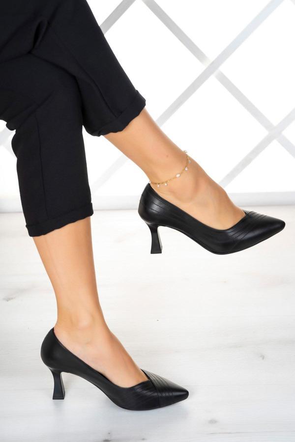 Erkan Saçmacı  Farah Siyah Vegan Topuklu Ayakkabı - Image 1