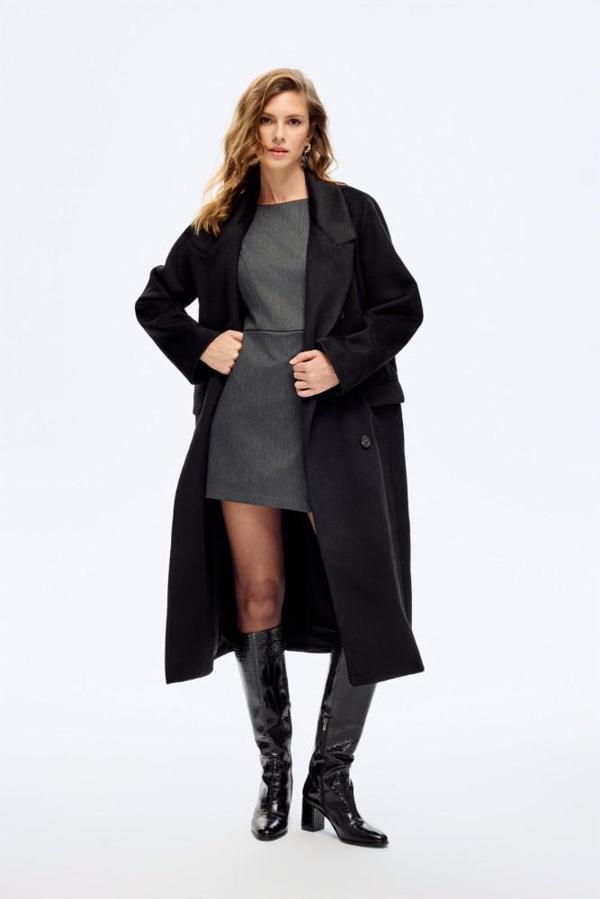 Quzu Vatkalı Yırtmaçlı Uzun Kaşe Kaban Siyah - Image 1