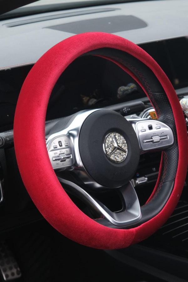 Tasarım Arabam Atike Elif Akın Düz Kadife Kırmızı Direksiyon Kılıfı - Image 1