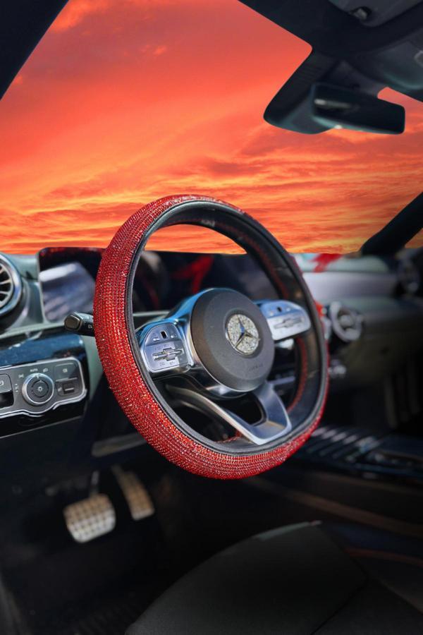 Tasarım Arabam Atike Elif Akın Kırmızı Full Taş Görünümlü Direksiyon Kılıfı-Taş Direksiyon - Image 1