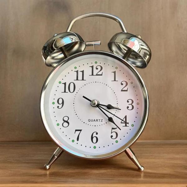 Gümüş Metal Alarmlı Masa Saati - Image 1