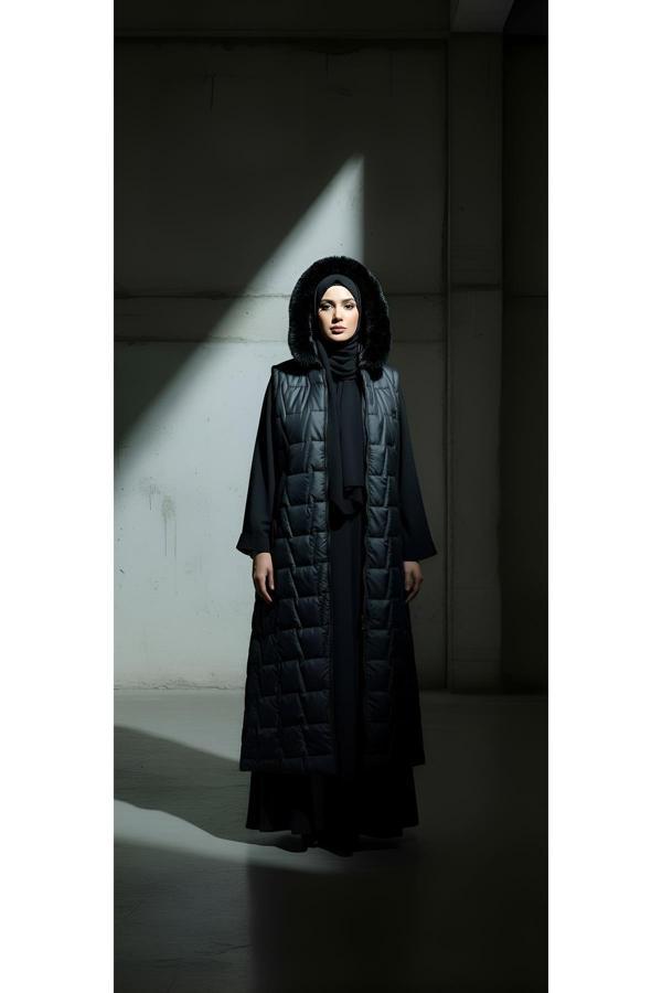 TAM BOY TESETTÜR TÜYLÜ KAPŞONLU KAPİTONE KALIN YELEK - Image 1