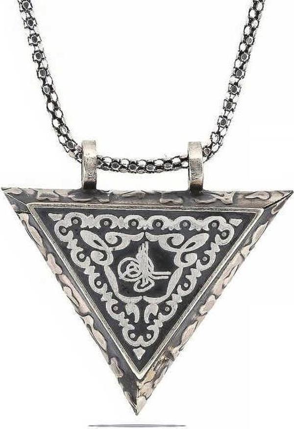 925 Ayar Gümüş Üçgen İçi Açılabilen Tuğra Muskalık Gümüş Kolye - Image 1