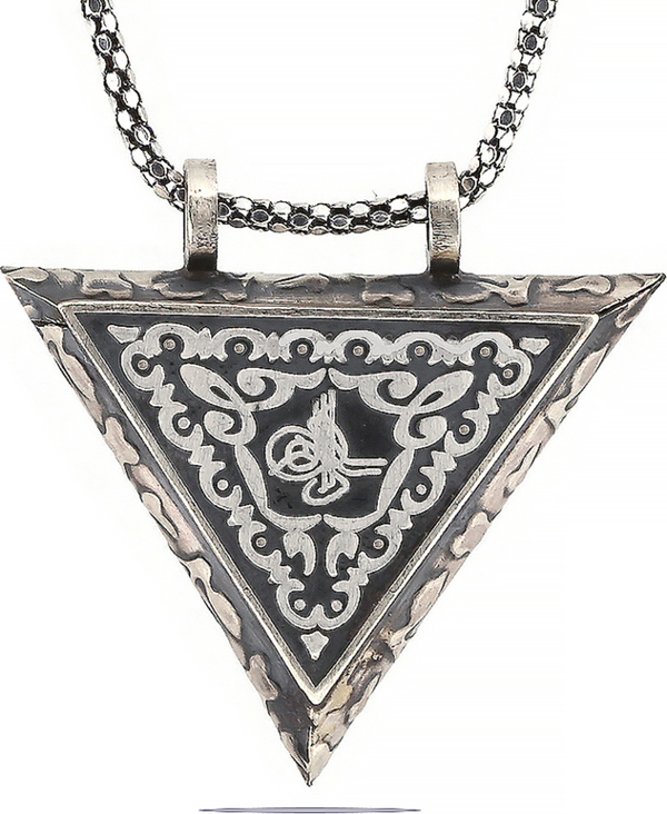 925 Ayar Gümüş Üçgen İçi Açılabilen Tuğra Muskalık Gümüş Kolye - Image 1