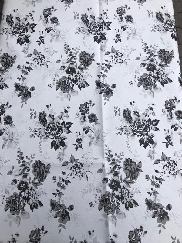 Deri Masa Örtüsü 110 CM X 140 CM Bahçe Masa Örtüsü - Image 1