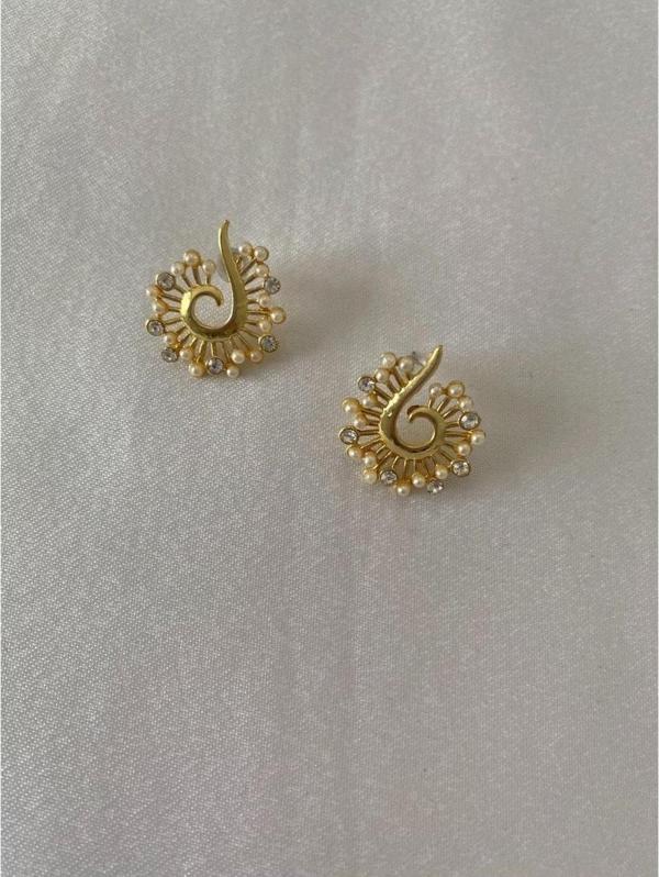 Hediyem Evime Incili Parlak Taşlı Küpe Altın Renk - Image 1