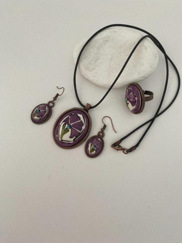 Hediyem Evime İznik Çini Set Kolye Küpe Yüzük Otantik El Boyaması Çiçek Figürlü Model Deri İpli - Image 1