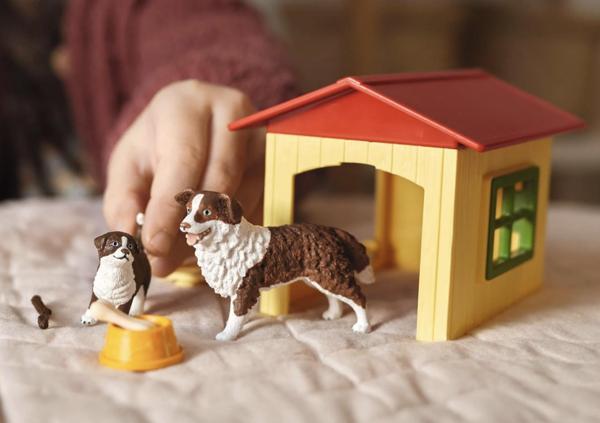 Schleich Köpek Evi 42573  - Image 1
