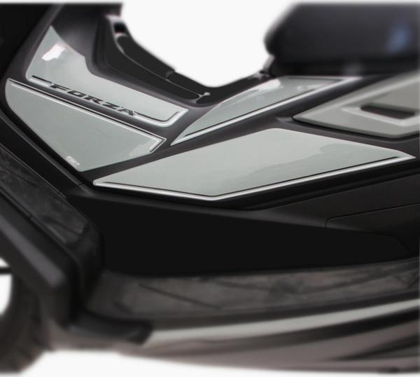 GP Kompozit Honda Forza 250 2018-2023 Uyumlu Yan Alt Ayak Pad Lacivert - Image 1
