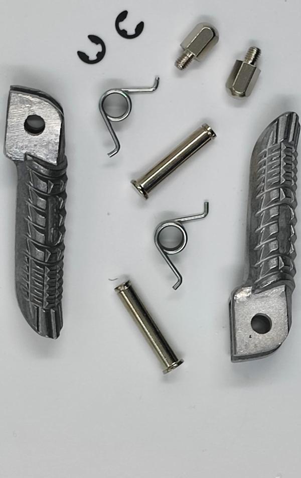 Karadeniz Motor FR006 2001-2014 Suzuki GSX-R 1000 Uyumlu Ön Basamak Set Sağ Sol Takım - Image 1