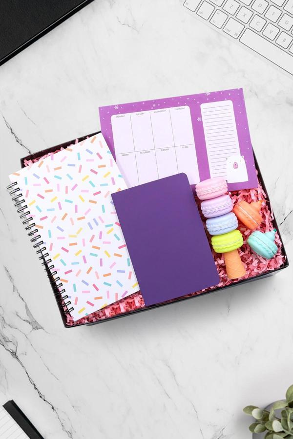 Trendmiya Konfeti Defter & Dikişli Mini Not Defteri & Haftalık Planner & Makaron Fosforlu Kalem Hediye Seti - Image 1