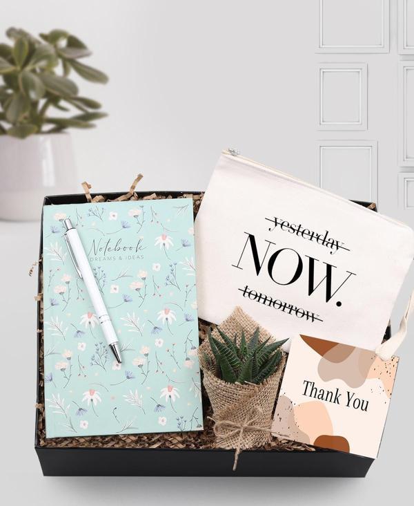 Trendmiya Mavi Çiçekli Defter & Beyaz Tükenmez Kalem & Baskılı El Çantası & Sukulent Çiçek Hediye Seti - Image 1