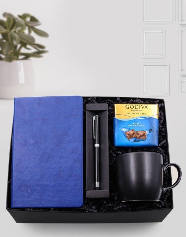 Trendmiya Mavi Defter & Kalın Siyah Renk Touch Pen & Siyah Mat Kupa & Godiva Çikolata Hediye Seti - Image 1
