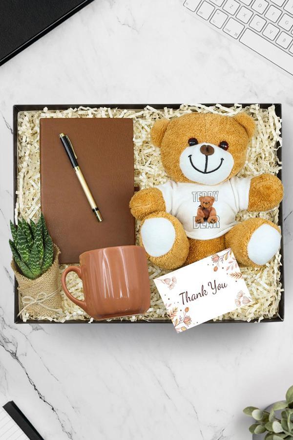 Trendmiya Peluş Ayıcık & Kahverengi Defter & Gold Roller Kalem & Sukulent Çiçek & Kahverengi Kupa Hediye Seti - Image 1