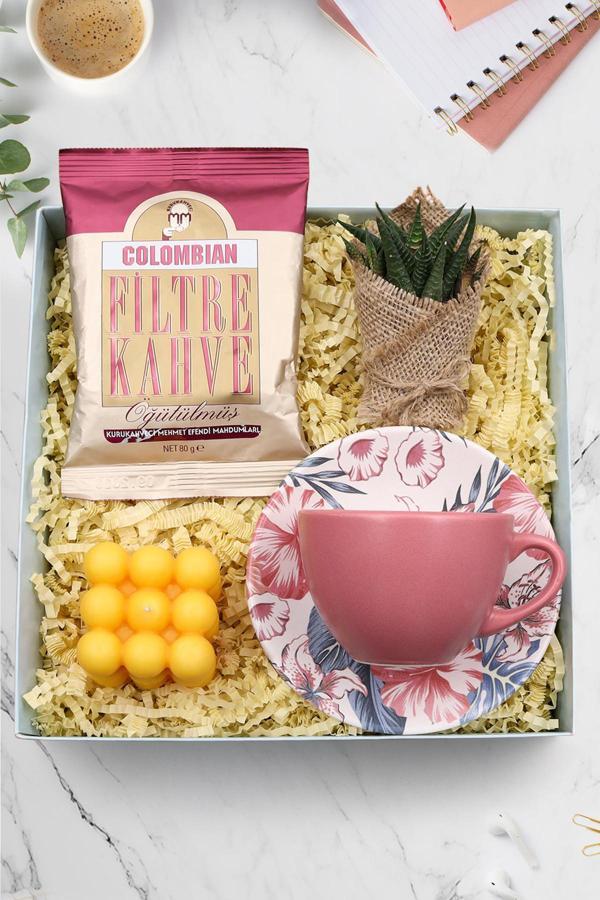 Trendmiya Pembe Fincan & Colombian Filtre Kahve & Sukulent Çiçek & Turuncu Bubble Mum Hediye Seti - Image 1
