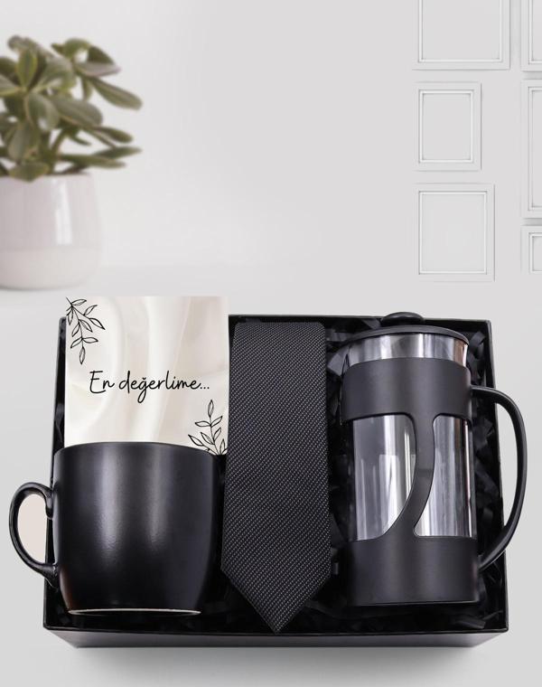 Trendmiya Siyah Kupa & Siyah Kravat & Siyah French Press Hediye Seti - Image 1