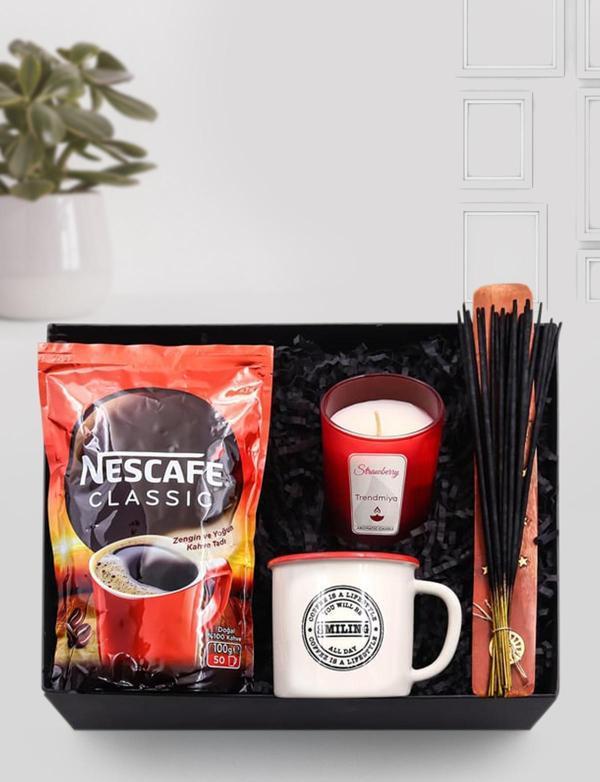 Trendmiya Vintage Kupa & Çilek Kokulu Kırmızı Bardak Mum & Nescafe Classic & Çubuk Tütsü Hediye Seti - Image 1