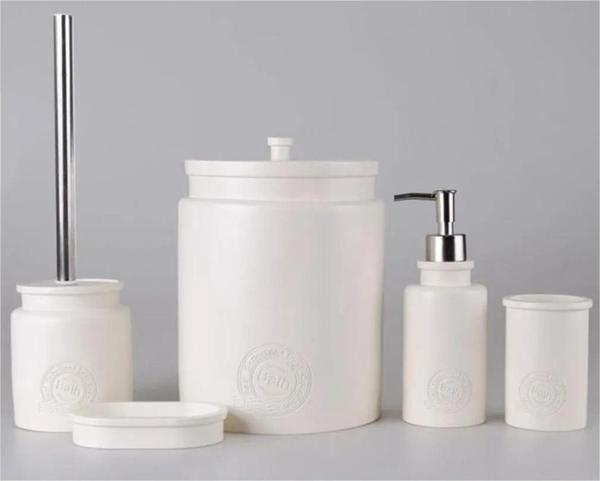 By Selim Stamp Krem 5 Parça Polyester Banyo Seti  - Image 1