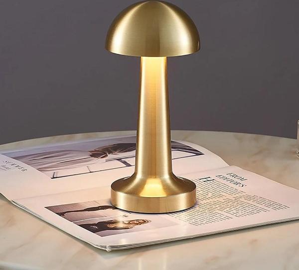 Şarjlı Dokunmatik Led Masa Lambası - Gold Rengi - Image 1