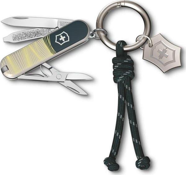 Victorinox 0.6223.E223 Classic SD Çakı, New York Style - Image 1