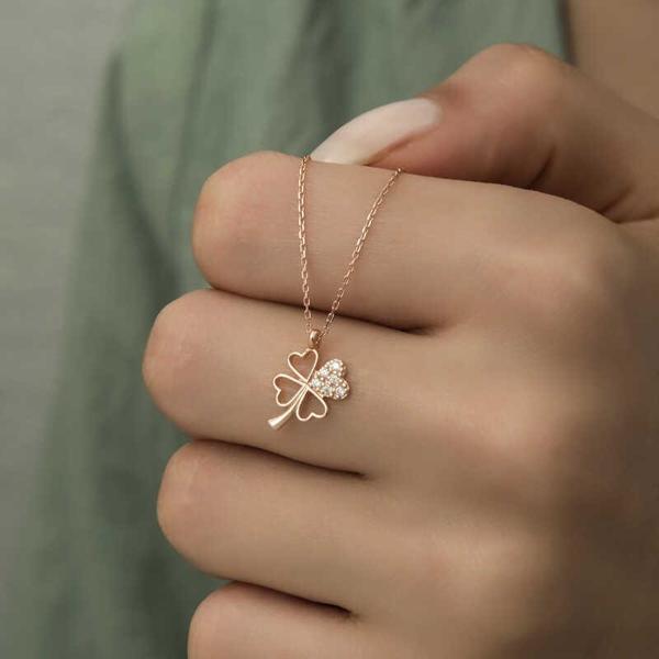 925 Ayar Gümüş Rose Kalpli Dört Yapraklı Yonca Kadın Gümüş Kolye - Image 1