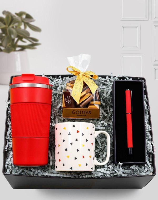 Trendmiya 500 Ml Kırmızı Termos & Geometrik Detaylı Kupa & Kırmızı Roller Kalem & Godiva Çikolata Hediye Seti - Image 1
