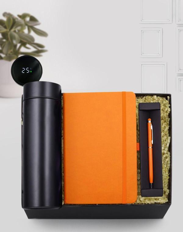 Trendmiya 500 Ml Siyah Renk Dereceli Termos & Turuncu Touch Pen & Turuncu Defter Hediye Seti - Image 1