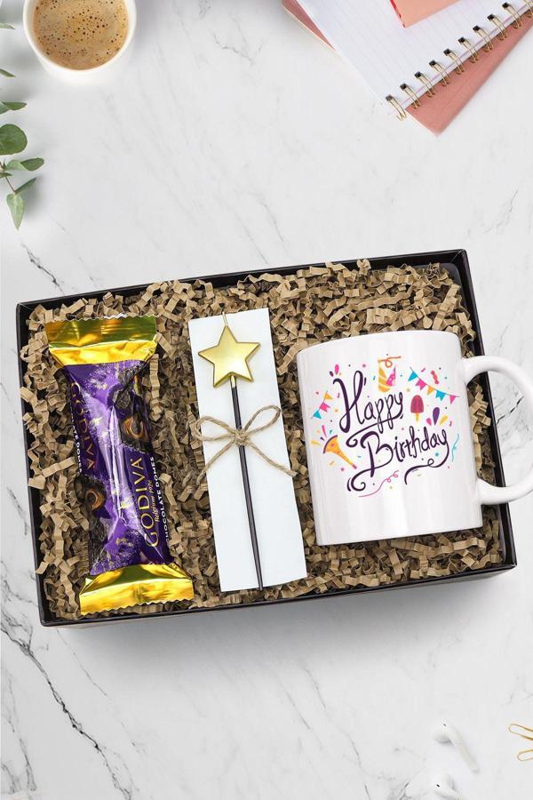 Trendmiya Happy Birthday Baskılı Kupa & Doğum Günü Yıldız Mum & Godiva 30Gr Domes Çikolata Hediye Seti - Image 1