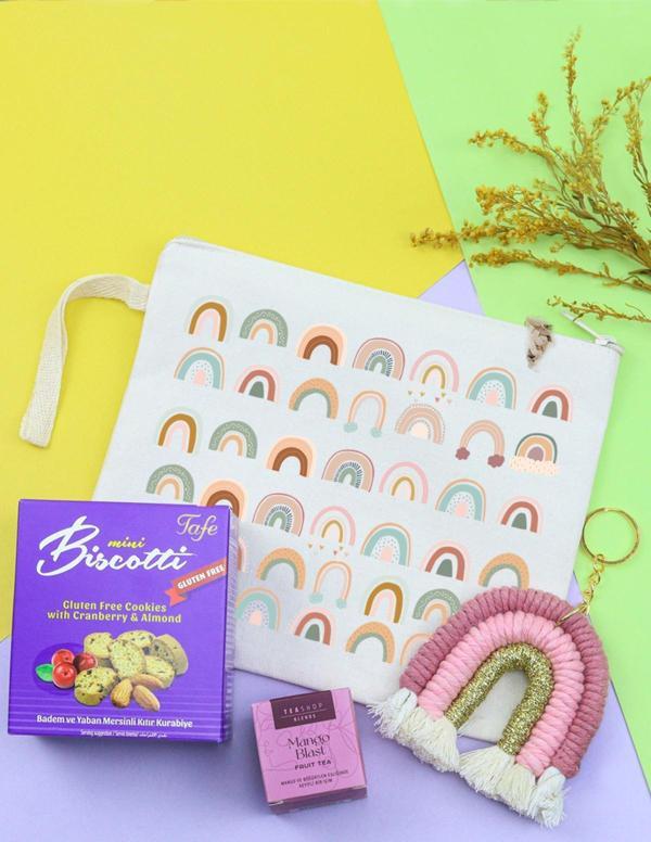 Trendmiya Bez El Çantası & Gökkuşağı Anahtarlık & Mini Kurabiye & Teashop Bitki Çayı Hediye Seti - Image 1