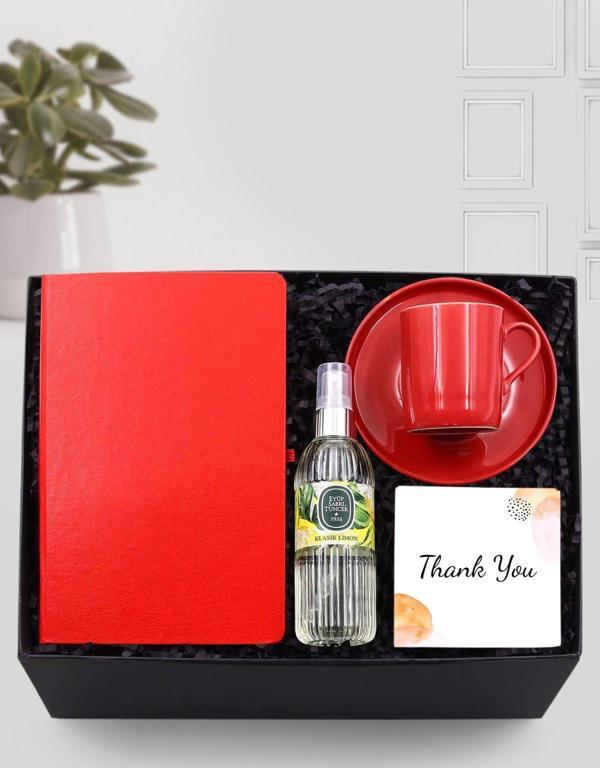 Trendmiya Kırmızı Defter & Parlak Kırmızı Fincan & Eyüp Sabri Tuncer 150Ml Sprey Kolonya Hediye Seti - Image 1