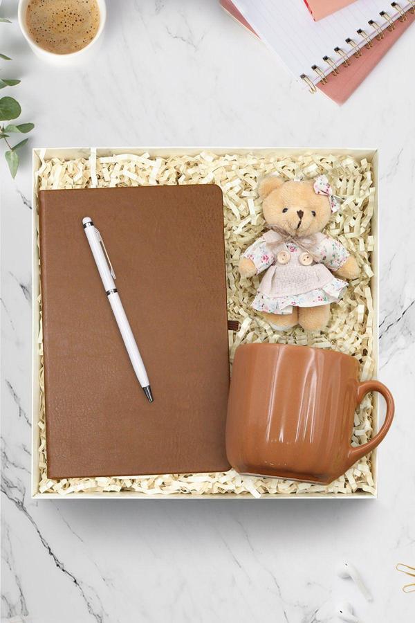 Trendmiya Kahverengi Defter & Beyaz Touch Pen & Kahverengi Kupa & Mini Elbiseli Ayıcık Anahtarlık Hediye Seti - Image 1
