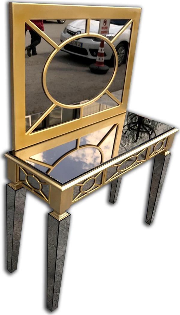 Dresuar 13718 MOTİFLİ Ayna Kaplama MODEL Parlak Gold Renk Kayın torna Çekm Elyapı - Image 1