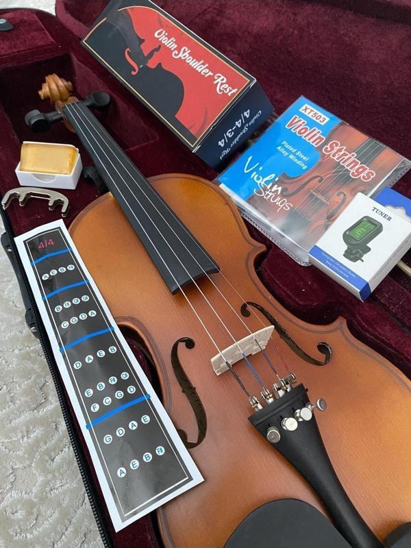 Gmc Musıc Store Vivaldi 2/4 Vl902 Keman Seti (Yastık, Susturucu, Akort Aleti, Yedek Tel, Klavye Sticker, Reçine, Yay) - Image 1
