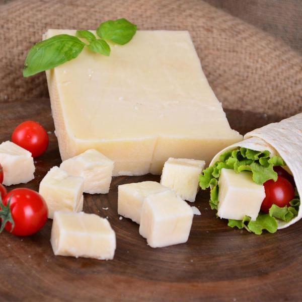 Ayvalık İzmir Tulum Peyniri İnek 250 g ℮ - Image 1