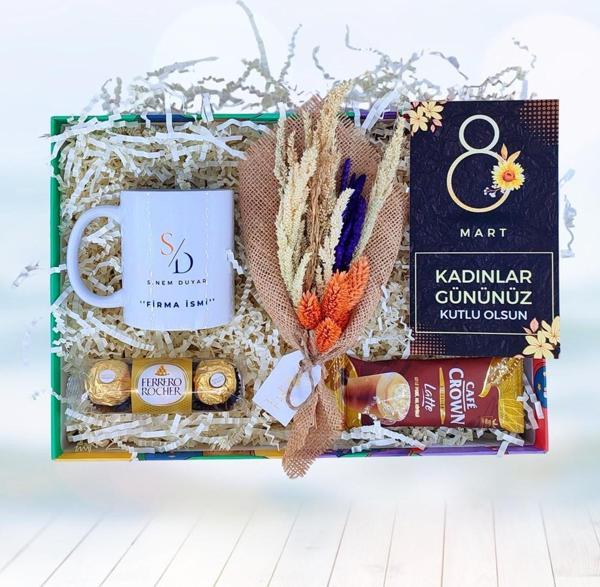 Kişiselleştirilebilir Kurumsal Kadınlar Günü Hediyesi, Çikolara ve Kahve Temalı - Image 1