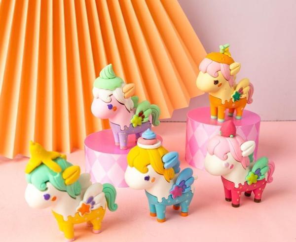 Sevimli Unicorn Şeklinde Silgi 1 Adet - Image 1