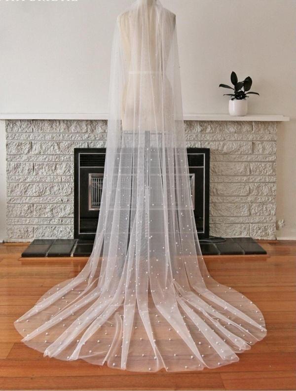 Bride Glim Kırık Beyaz Incili Duvak 300 Cm Taraklı Uzun Duvak Inci Çivili Duvak - Image 1