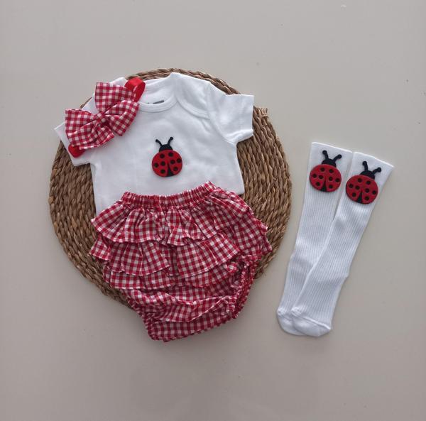 MARS BABY Kız Bebek Pitikare Uğur Böceği Fırfır Şort Etek Badili Çorap Takımı - Image 1