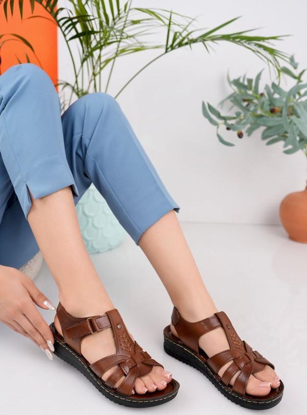 MuggoKadın Garantili Günlük Ortopedik Kaymaz Taban Comfort Rahat Sandalet - Image 1