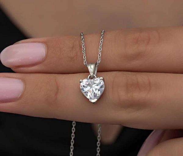 himarry 925 Ayar Gümüş Beyaz Taşlı Kalpli Kadın Kolye - Image 1