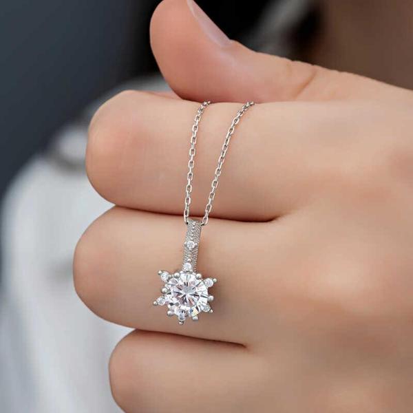 himarry 925Ayar ​Gümüş Çiçek Desenli Kadın Kolye - Image 1