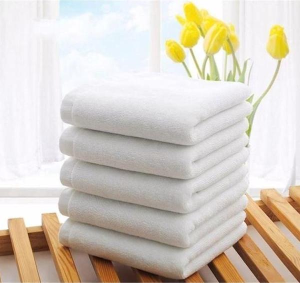 Banyo Otel Havlusu %100 Pamuk 1. Kalite 500 Gram 70×140 Cm - Image 1