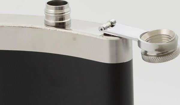 Paslanmaz Çelik Deri Kaplama 9 Oz Matara - Image 1