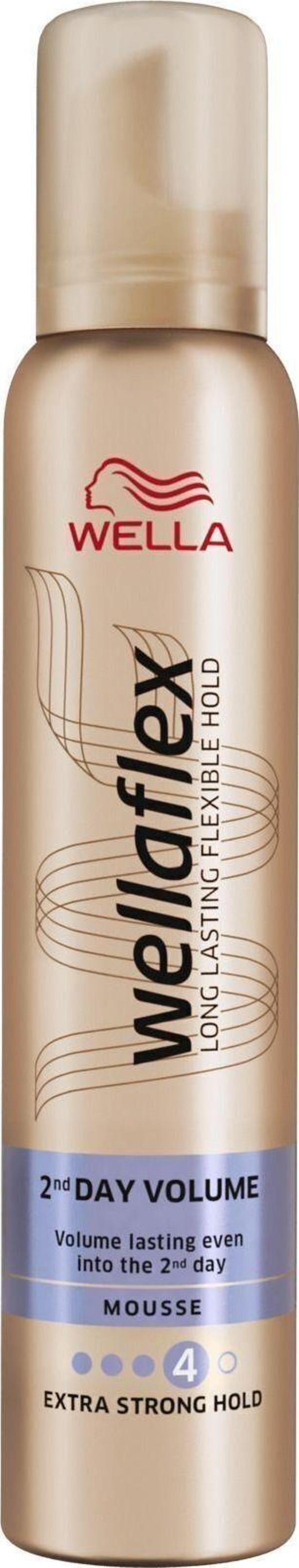 Wella Wellaflex 2Nd Day Volume Extra Strong Hold Saç Köpüğü - 200 Ml - Image 1