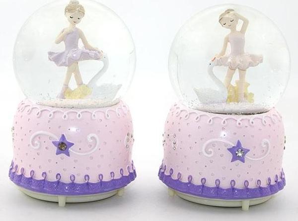 Işıklı Müzikli Kar Küresi 16 Cm Alk1997 - Image 1