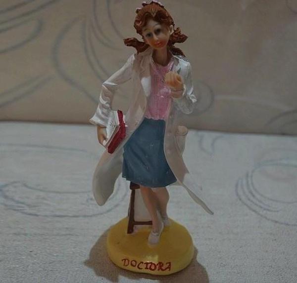 DOKTOR BİBLO KADIN DEKORATİF EV VE OFİS HEDİYESİ - Image 1